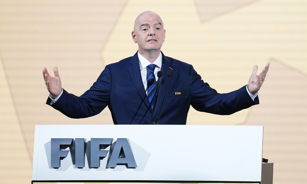 制了中场 制了中场